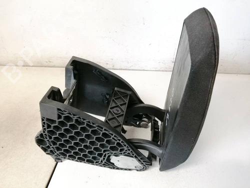 Used Armrest / Center console Armrest / Center console SKODA SUPERB II (3T4) 1.8 TSI (160 hp) 35226588 35226588