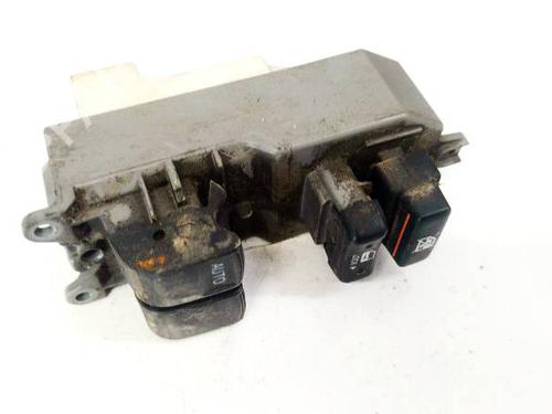 Switch TOYOTA YARIS (_P9_) 1.4 D-4D (NLP90_, NLP90R) | BP32597801I30 - Image 3