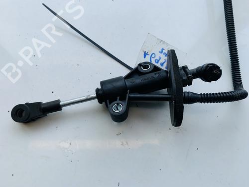 Used Clutch slave cylinder Clutch slave cylinder OPEL CORSA E (X15) 1.4 (08, 68) (90 hp) 35517247 35517247