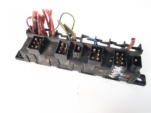 Fuse box AUDI A4 B5 (8D2) 1.9 TDI | BP33087735E1 - Image 2