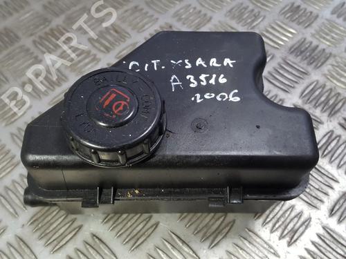 Used Power steering reservoir Power steering reservoir 35684263 35684263