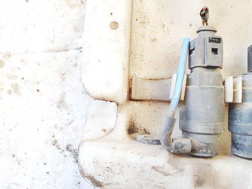 washer-pump-mercedes-benz-cls-c219-2004-2005-2006-2007-2008-2009-2010-2011-35273482 main image
