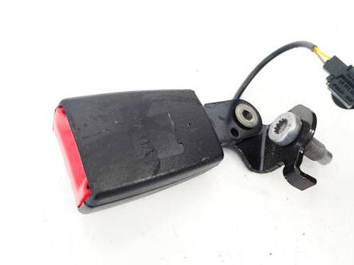 Used Seat buckle Seat buckle 39182040 39182040
