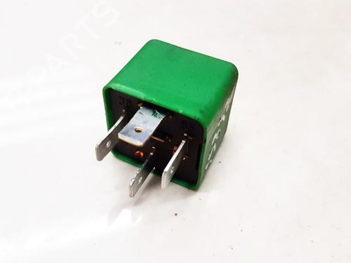electronic-sensor-opel-zafira-a-mpv-t98-1999-2000-2001-2002-2003-2004-2005-2006-33105427 main image