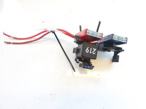 Used Fuse box Fuse box AUDI A6 C5 (4B2, 4B4) 2.5 TDI (150 hp) 32949533 32949533
