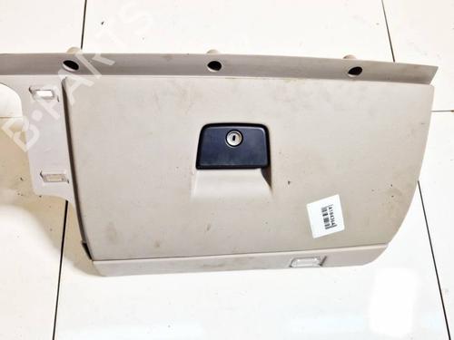 Used Glove box Glove box VOLVO S40 II (544) 2.4 (140 hp) 35008105 35008105