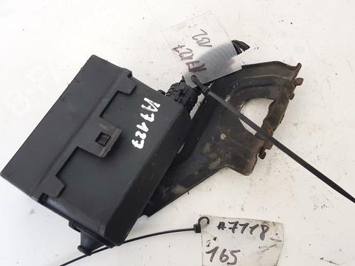 fuse-box-opel-meriva-a-mpv-x03-2003-2004-2005-2006-2007-2008-2009-2010-32878754 main image