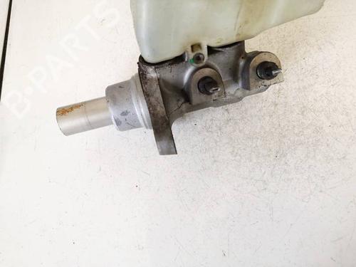 Used Brake master cylinder Brake master cylinder TOYOTA YARIS (_P9_) 1.4 D-4D (NLP90_, NLP90R) (90 hp) 35075403 35075403