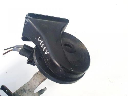 horn-audi-a3-8l1-1996-1997-1998-1999-2000-2001-2002-2003-2004-2005-2006-35460307 main image