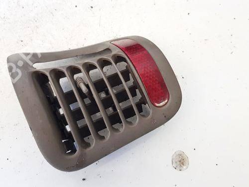 Used Air vent Air vent CHRYSLER VOYAGER / GRAND VOYAGER III (GS_, NS_) 3.8 (182 hp) 32881451 32881451