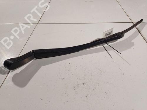Used Front windshield wiper arm Front windshield wiper arm 32570252 32570252