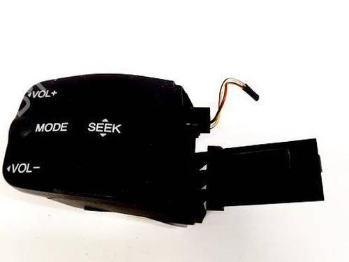Used Steering wheel controls Steering wheel controls 35132267 35132267