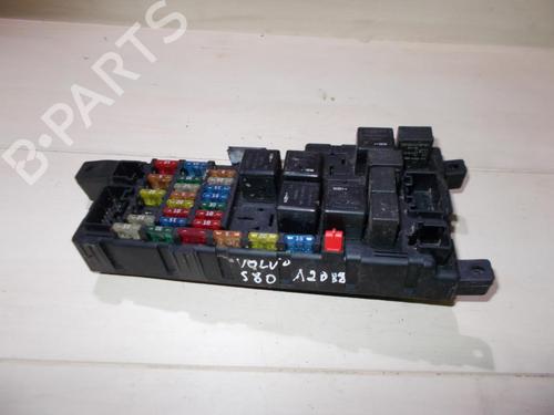 Used Fuse box Fuse box VOLVO S80 I (184) D5 (163 hp) 33506954 33506954