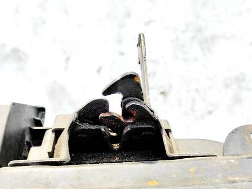 hood-lock-hyundai-santa-fe-ii-cm-2005-2006-2007-2008-2009-2010-2011-2012-2013-2014-2015-35331056 main image