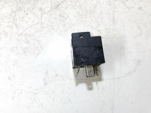 other-audi-a6-c5-4b2-4b4-1997-1998-1999-2000-2001-2002-2003-2004-2005-33520421 main image