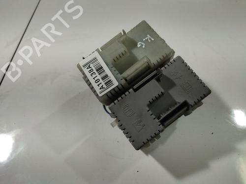 Used Fuse box Fuse box FORD MONDEO IV (BA7) 2.0 TDCi (115 hp) 32972607 32972607