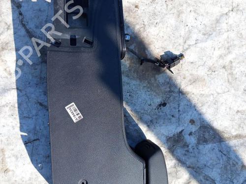Used Armrest / Center console Armrest / Center console 34989174 34989174