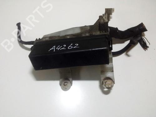 fuse-box-nissan-almera-ii-hatchback-n16-2000-33501789 main image