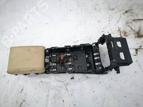 Used Armrest / Center console Armrest / Center console 34759973 34759973