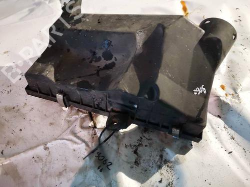 Used Air filter box Air filter box MITSUBISHI CARISMA (DA_) 1.9 DI-D (DA5A) (102 hp) 35288378 35288378
