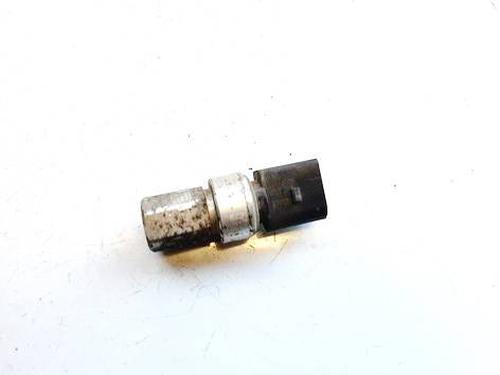 Used Electronic module Electronic module VW TOURAN (1T1, 1T2) 1.9 TDI (105 hp) 39759027 39759027
