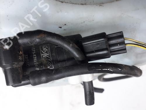 washer-pump-volvo-c30-533-2006-2007-2008-2009-2010-2011-2012-2013-35849864 main image