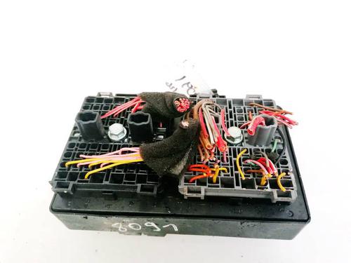Fuse box CHEVROLET CAPTIVA (C100, C140) 2.0 D 4WD | BP32923823E1 - Image 2