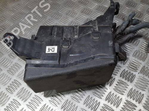 Used Fuse box Fuse box TOYOTA RAV 4 III (_A3_) 2.2 D 4WD (ALA30_, ALA30R) (136 hp) 33498638 33498638