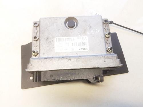 Used Engine control unit (ECU) Engine control unit (ECU) PEUGEOT 406 (8B) 1.9 TD (90 hp) 33107610 33107610