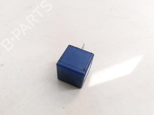 Used Electronic sensor Electronic sensor OPEL ZAFIRA A MPV (T98) 2.0 DI 16V (F75) (82 hp) 33089859 33089859