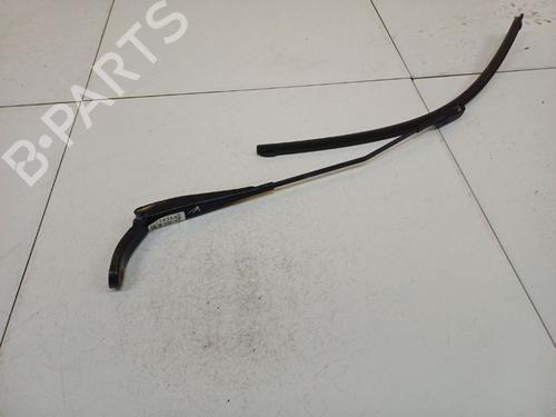 Used Front windshield wiper arm Front windshield wiper arm 37009505 37009505