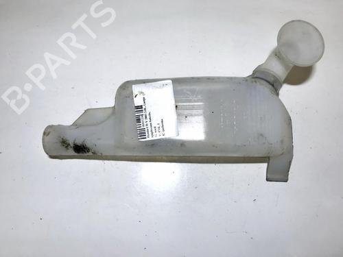 windscreen-washer-tank-honda-cr-v-ii-rd_-2001-2002-2003-2004-2005-2006-2007-35680054 main image