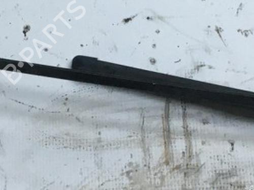 Used Front windshield wiper arm Front windshield wiper arm VW GOLF IV (1J1) 1.9 TDI (110 hp) 33530448 33530448