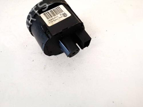 Switch VW GOLF V (1K1) 1.9 TDI | BP35384421I30 - Image 3