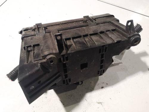 Used Fuse box Fuse box 38765194 38765194