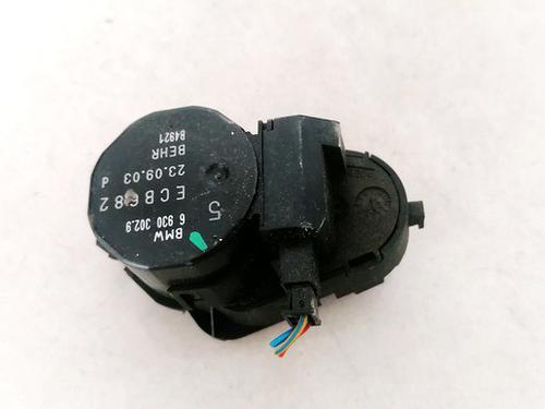 Used Electronic module Electronic module BMW 5 (E60) 520 i (170 hp) 33073001 33073001