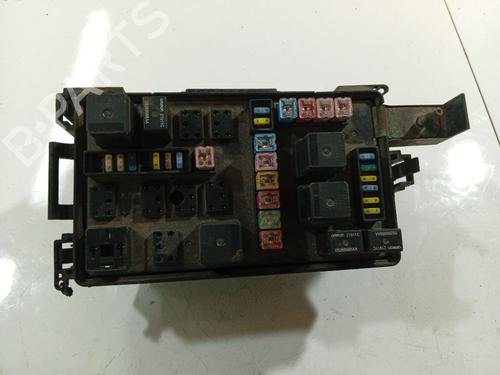 Caixa de fusíveis CHRYSLER 300C (LX, LE) 2.7 (193 hp) 32972312