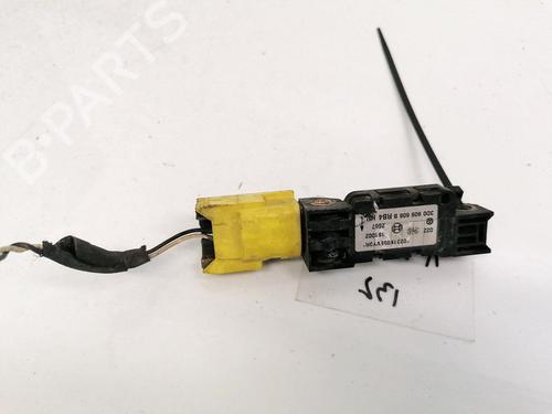 Used Electronic module Electronic module VW PHAETON (3D1, 3D2, 3D3, 3D4, 3D6, 3D7, 3D8, 3D9) 5.0 V10 TDI 4motion (313 hp) 32907373 32907373