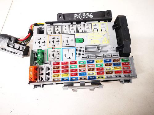 fuse-box-opel-zafira-a-mpv-t98-1999-2000-2001-2002-2003-2004-2005-2006-33092797 main image