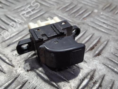 switch-mazda-6-hatchback-gg-2002-2003-2004-2005-2006-2007-2008-33486329 main image