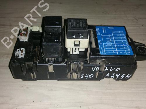 Used Fuse box Fuse box VOLVO S40 I (644) 1.9 TD (90 hp) 33480295 33480295