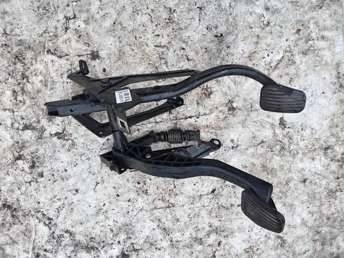 Used Pedal Pedal 34864980 34864980