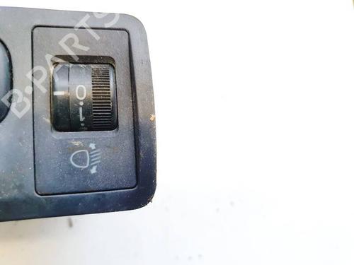 switch-toyota-corolla-verso-_e12_-2001-2002-2003-2004-2005-2006-2007-35207318 main image