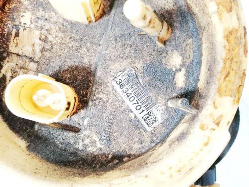 Fuel pump BMW 1 Convertible (E88) 118 d | BP35135799M76 - Image 3