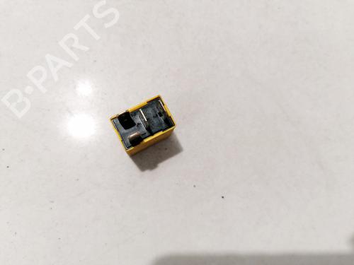Electronic sensor OPEL ZAFIRA A MPV (T98) 2.0 DI 16V (F75) | BP33085159M84 - Image 2