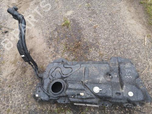 Used Fuel tank Fuel tank PEUGEOT 407 (6D_) 2.0 HDi 135 (6DRHRH, 6DRHRE, 6DRHRG, 6DRHRJ) (136 hp) 40275994 40275994
