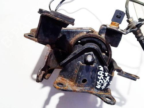 Used Engine mount Engine mount NISSAN X-TRAIL I (T30) 2.2 Di 4x4 (114 hp) 33518227 33518227