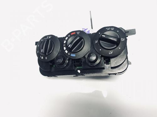 Used Climate control Climate control MERCEDES-BENZ A-CLASS (W168) A 170 CDI (168.008) (90 hp) 35556340 35556340