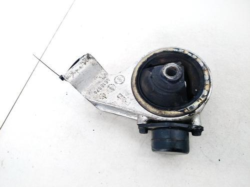 Used Engine mount Engine mount MITSUBISHI SPACE STAR MPV (DG_A) 1.9 DI-D (DG4A) (102 hp) 33077246 33077246