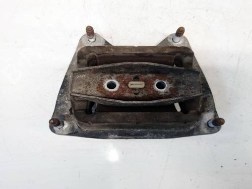 Used Engine mount Engine mount PEUGEOT 407 (6D_) 1.6 HDi 110 (6D9HZC, 6D9HYC) (109 hp) 33895369 33895369